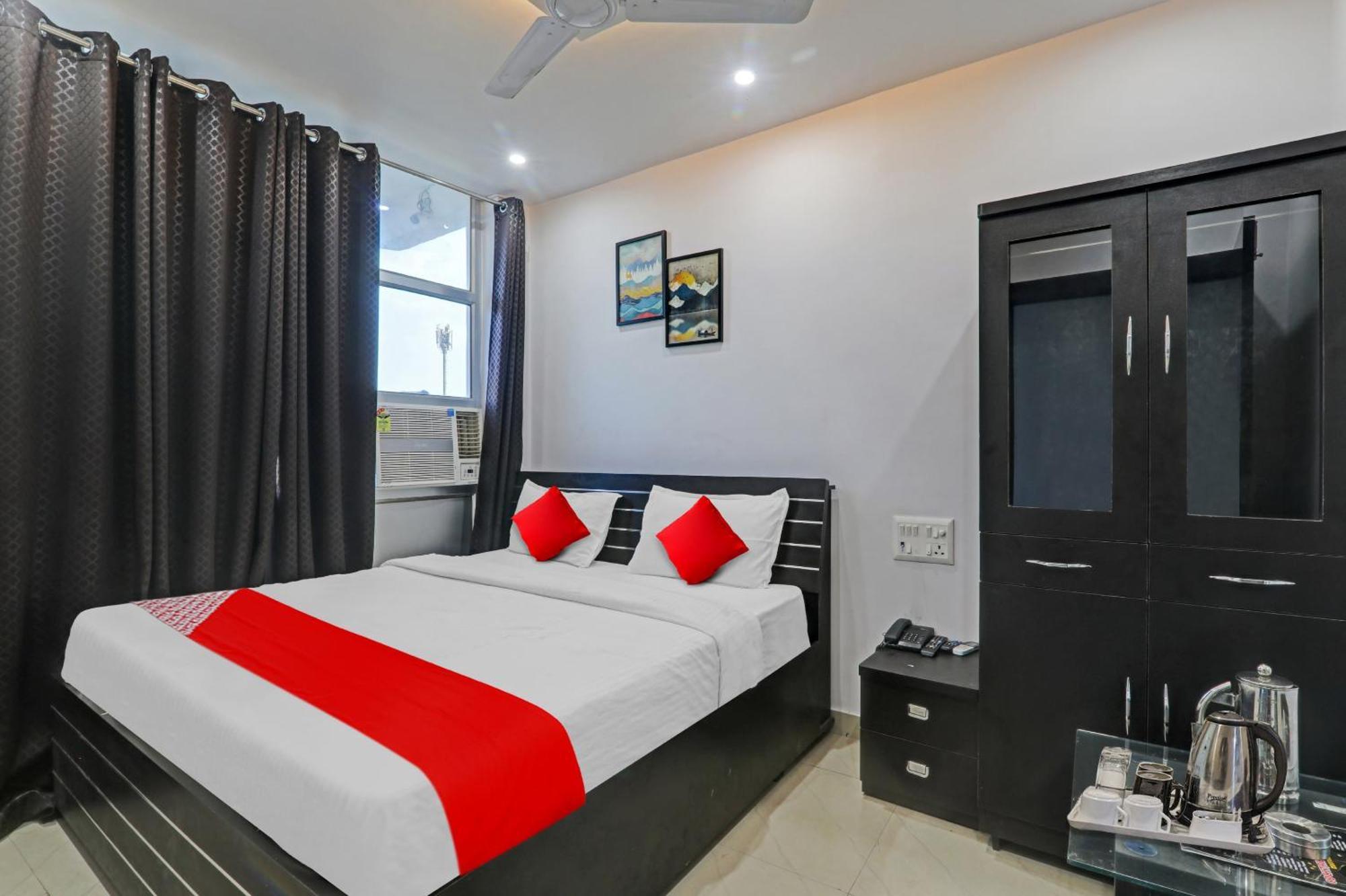 Oyo Flagship 81064 Chaudhary In Hotel Gorakhpur Exterior photo